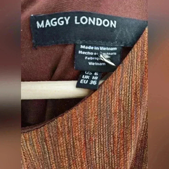 Vintage Maggy London Twist Front Scoop Neck Long Sleeve Maxi Dress Size 6 - Picture 4 of 5